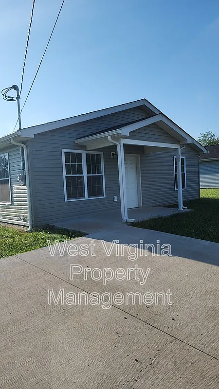 2 bed, 1.0 bath, $1,195 — Photo 1