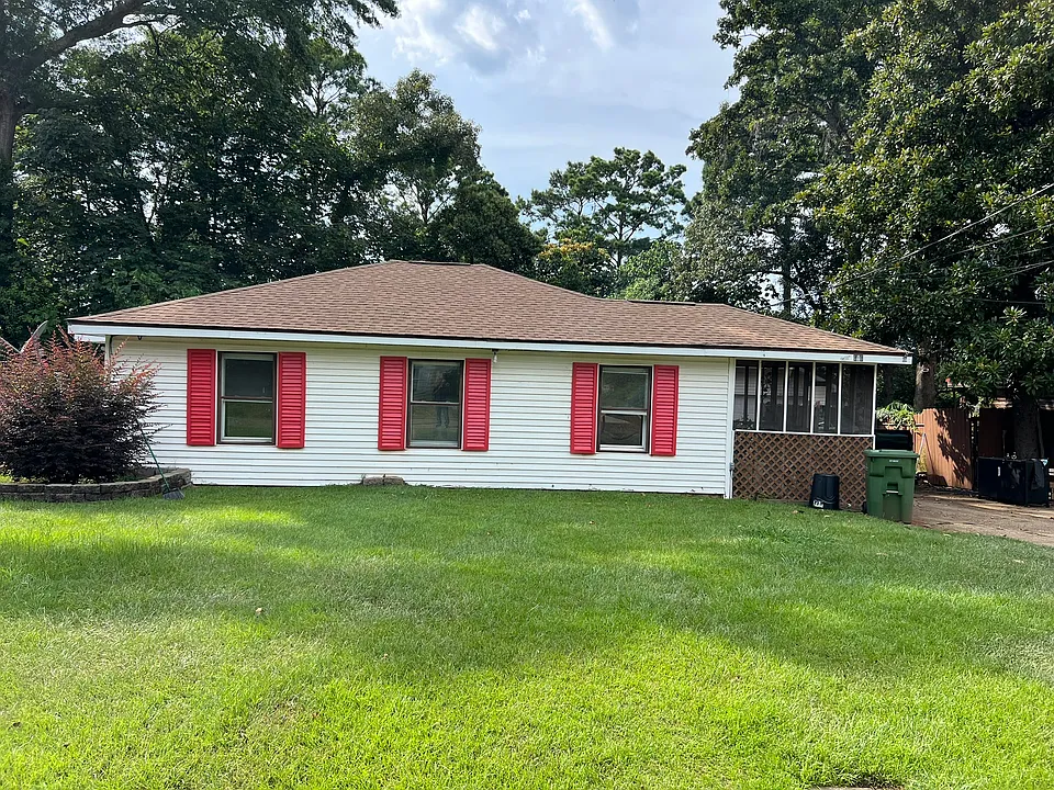 616 W Shawnee Dr