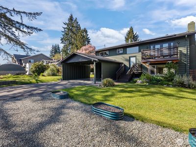 215 Hubbard Road, Lynnwood, WA, 98036