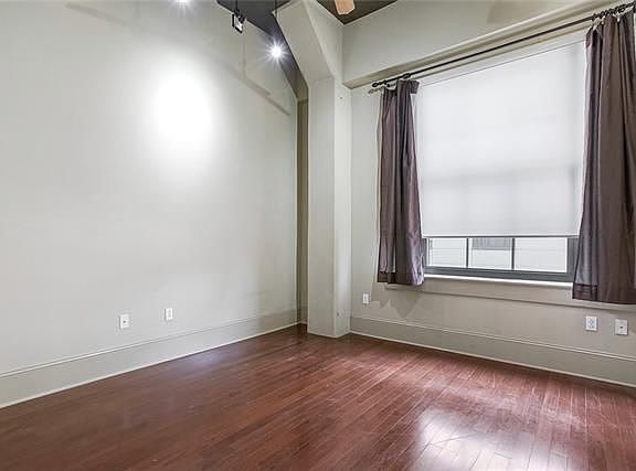 5th image of 1201 Canal St APT 363