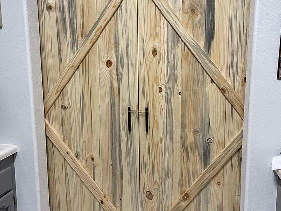 New pantry doors for easy access