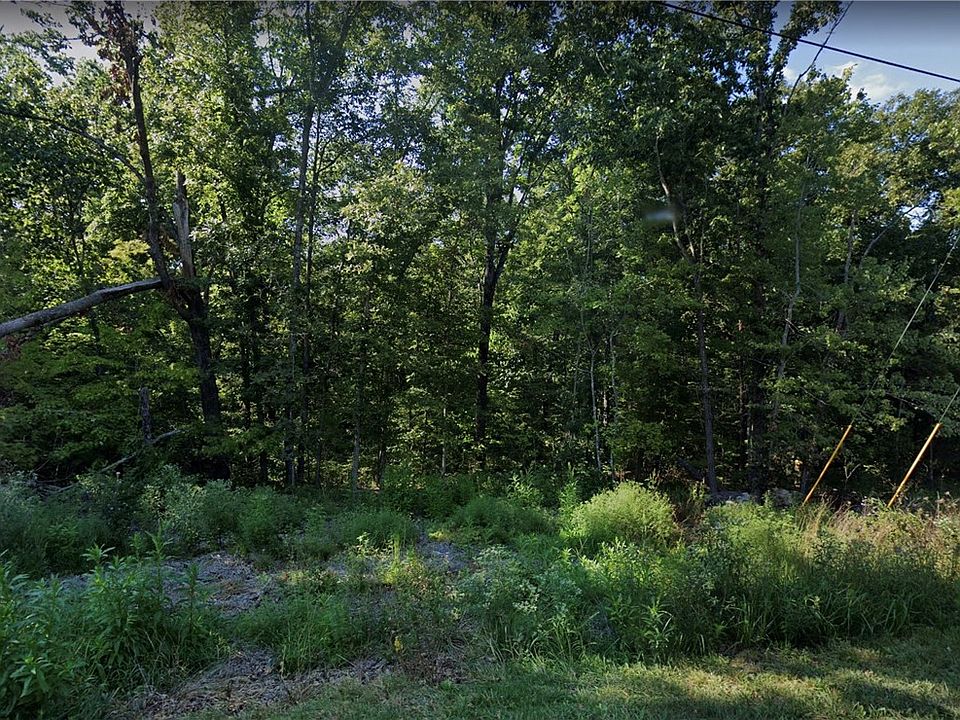 1st image of 3 Carrick Dr #3