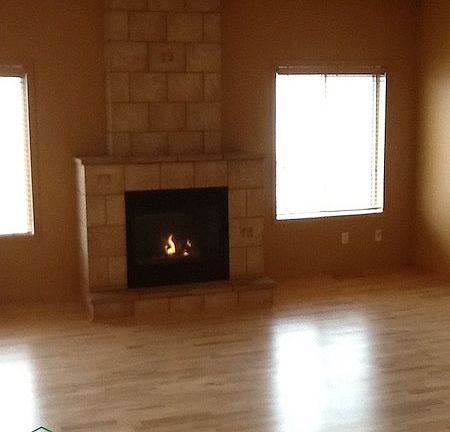 3rd image of 3515 Abercrombie Ln