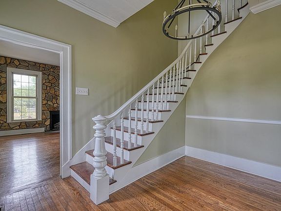 4th image of 4279 N Blackstock Rd