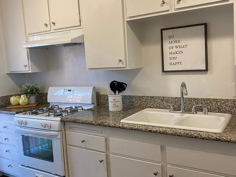 2 Bed - Kitchen