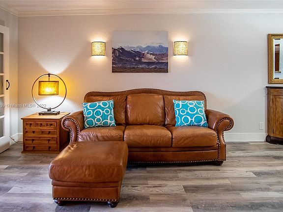 3rd image of 2208 S Cypress Bend Dr APT 501