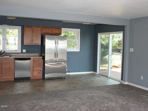 3rd image of 1300 2nd West Hill Dr