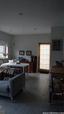 Rented by Realty 2000 Corp | media 6