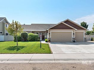 323 N Magnolia Pl, Middleton, ID 83644