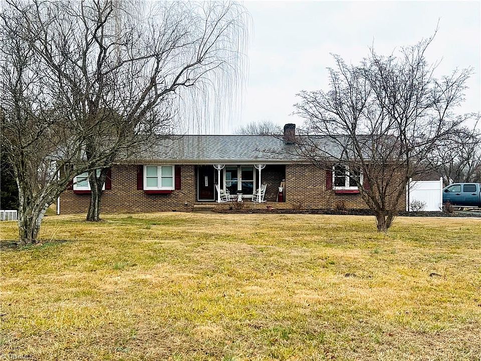 1st image of 417 Fulton Ave