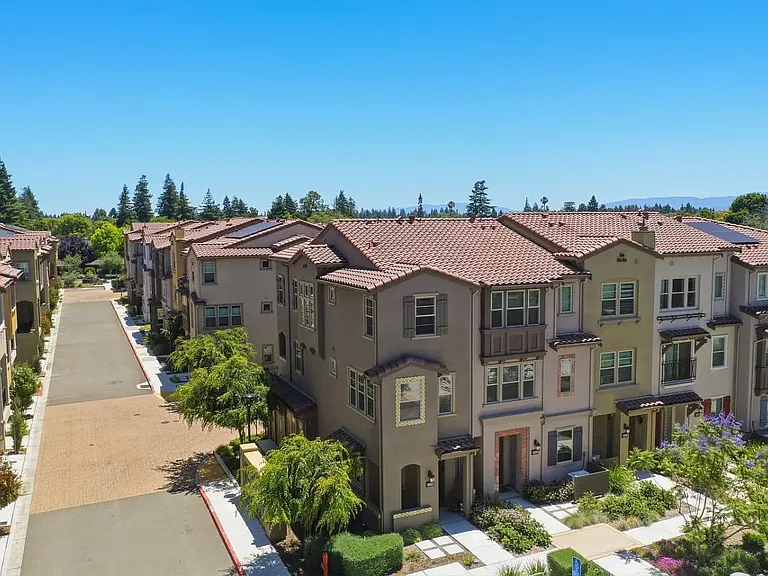 1233 Verano Rd — Photo 1