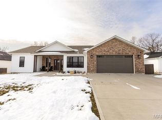 233 Sunny Dr, Rolla, MO 65401