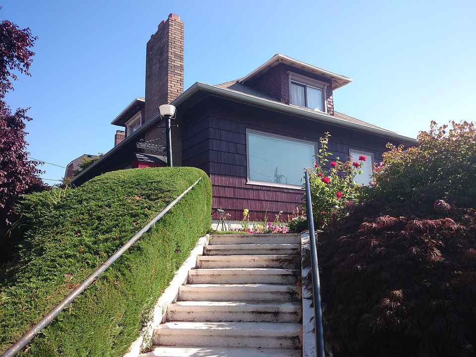 2nd image of 600 Prospect St