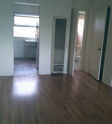 3rd image of 1606 1/2 Pacific Beach Dr