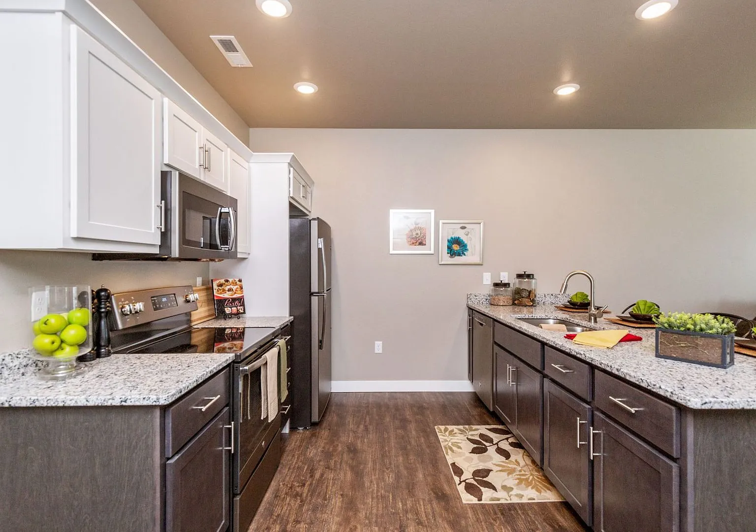 1725 Caleb Court — Photo 4
