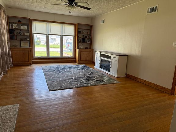 5th image of 310 N Wieland Ave
