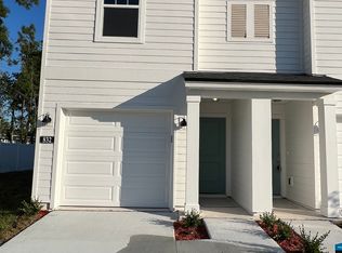 832 Hartshill Pl, Jacksonville, FL 32218