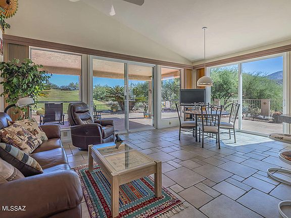 5th image of 65500 E Rolling Hills Dr