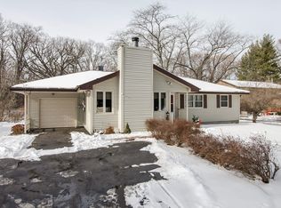 9219 Gardner Rd, Fox River Grove, IL 60021