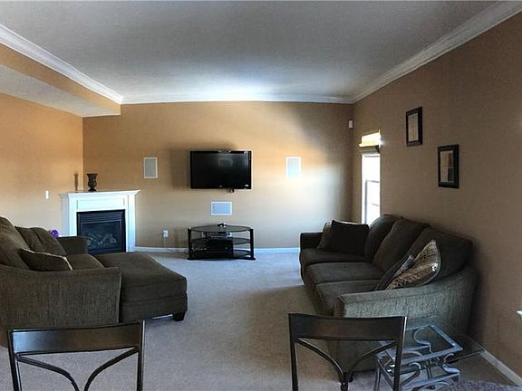 4th image of 38137 N Brooks Dr #109