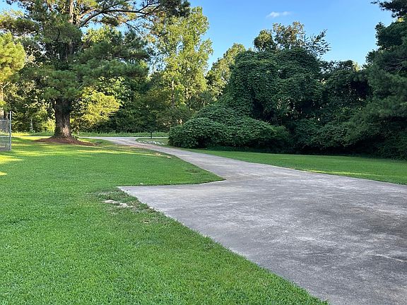 4th image of 1770 Lumpkin Campground Rd S