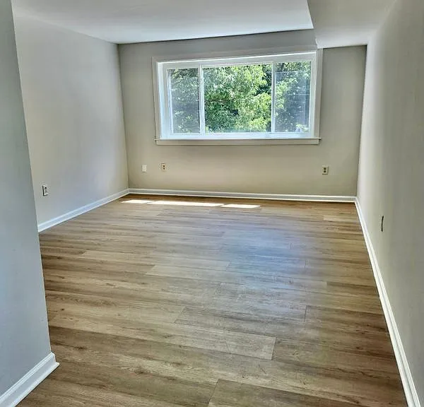 2700 Texas Ave SE — Photo 3