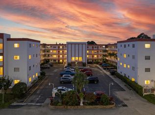 4000 NW 44th Avenue #207, Lauderdale Lakes, FL 33319
