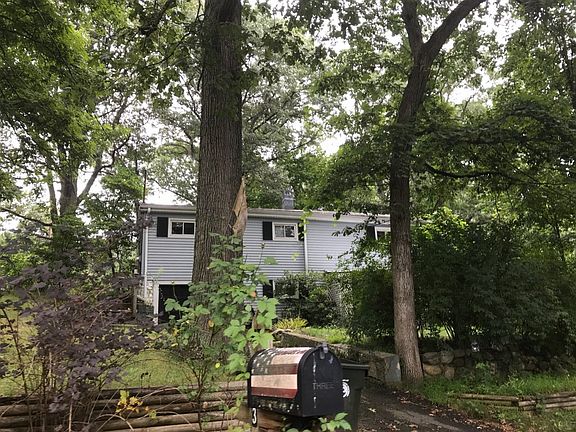 2nd image of 3 Woodland Ave