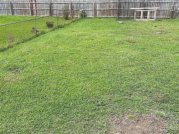 3rd image of 4840 Kennebeck Ave