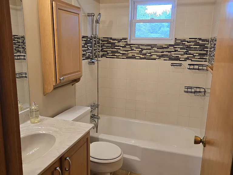 6164 Pilot Knob Ave NE — Photo 10