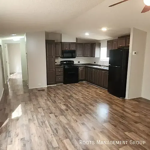 115 W Loudon Ave #L097-L97 Photo 1