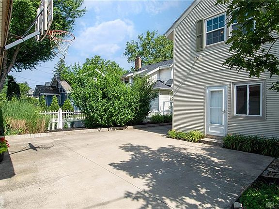 5th image of 40 Forrer Blvd