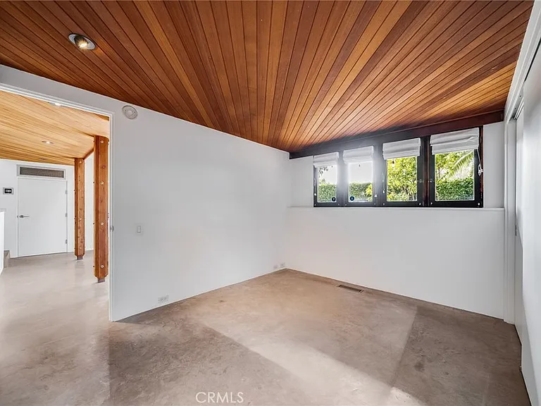 1625 Catalina — Photo 17