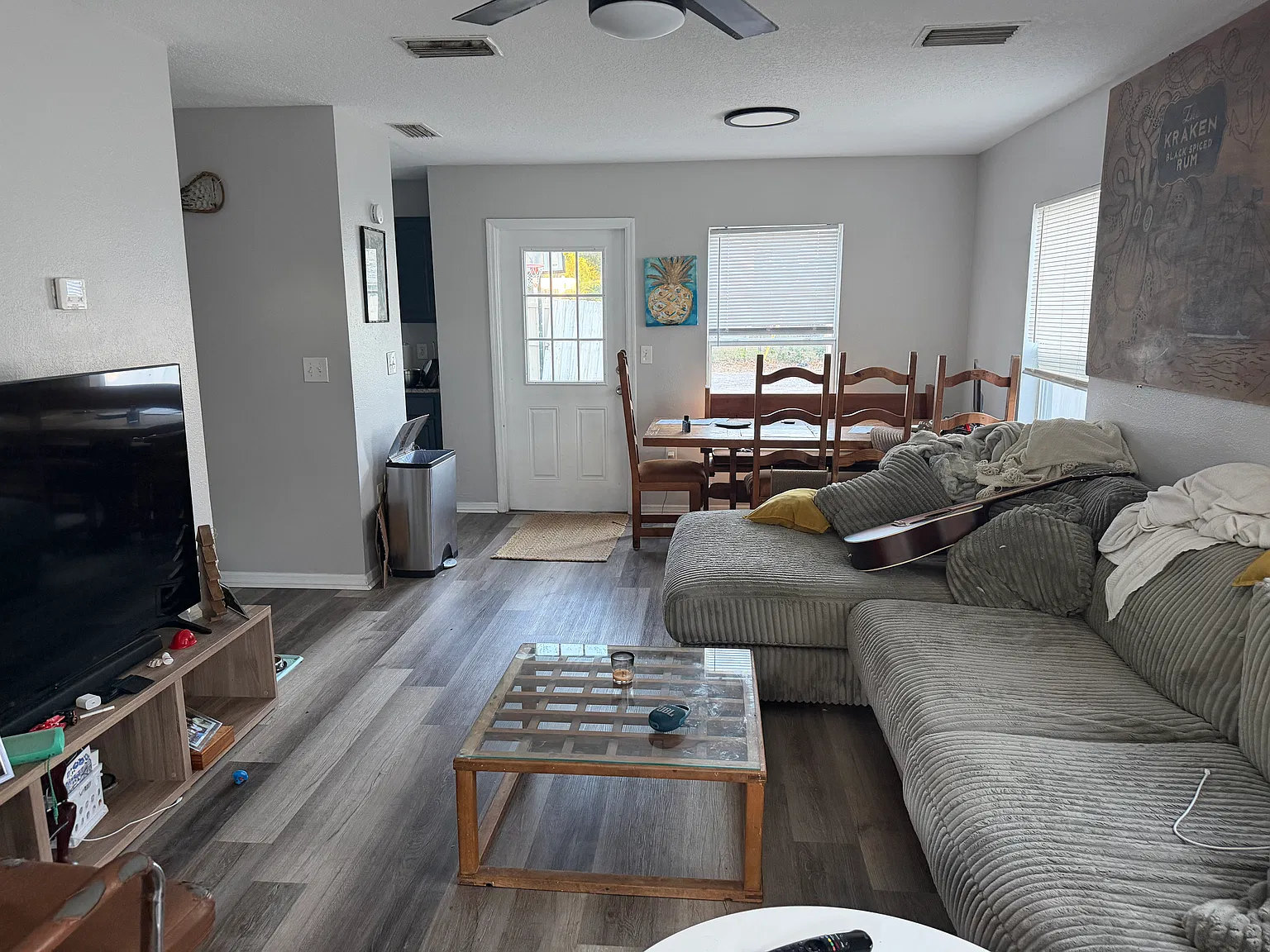 4 bed, 1400 sqft, $2,650 — Photo 2