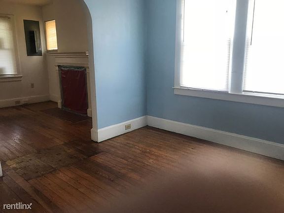 4th image of 917 Dayton Ave
