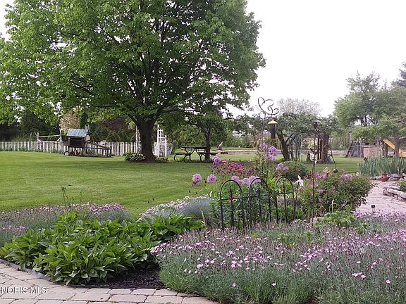 5th image of 14121 Township Road 213