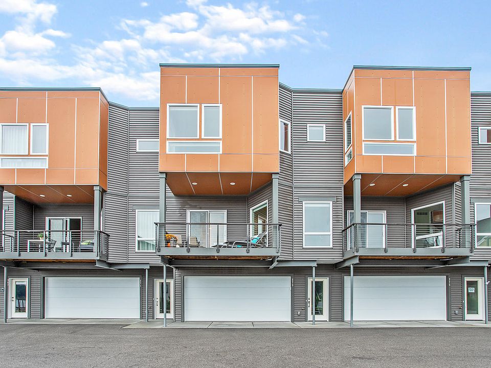 1st image of 373 Macatawa Park