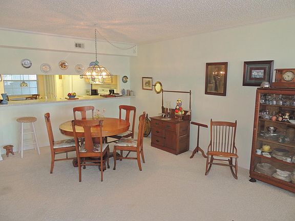 4th image of 630 S Brevard Ave APT 1134