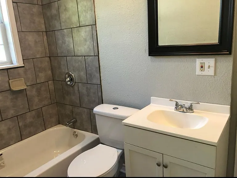 620 Riverside Dr — Photo 21