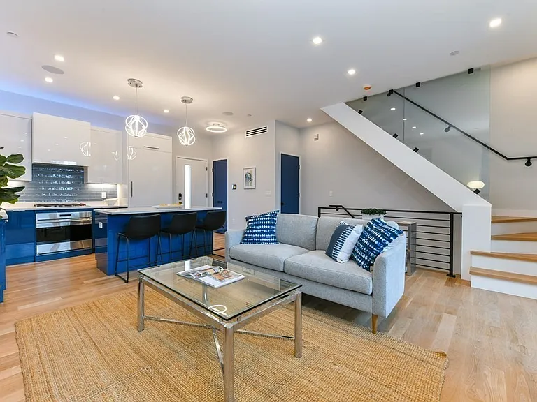 227 Prospect St #1 — Photo 3