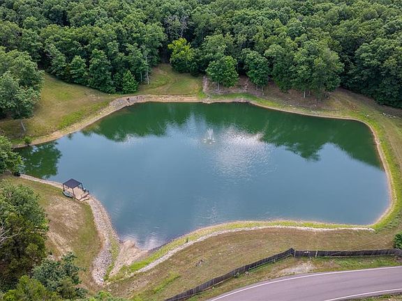 5th image of 2728 Flucom Rd