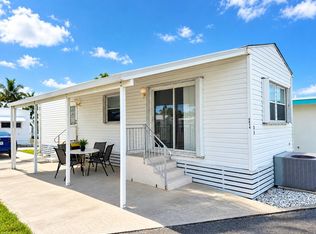 14 Bamboo Drive #Cd, Briny Breezes, FL 33435