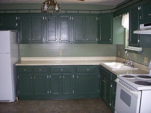 3rd image of 230 Austin Cir