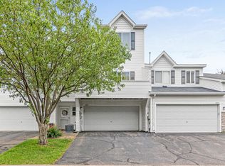 6863 Meadow Grass Ln S, Cottage Grove, MN 55016