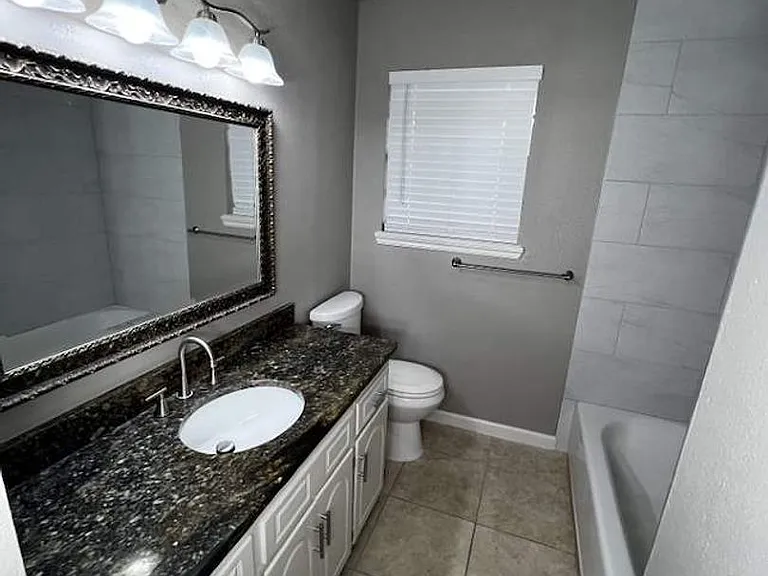 3205 SE Coachman Pl — Photo 10
