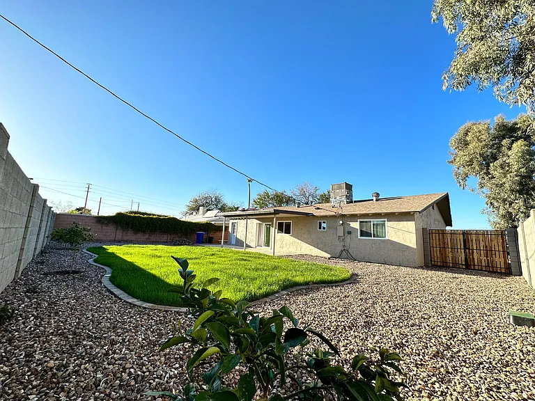 837 W Elna Rae St — Photo 22