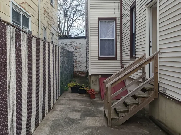 99 Booraem Avenue image 1 of 13