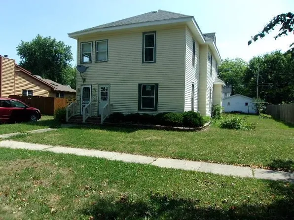 442 Almeron St, Evansville, WI 53536