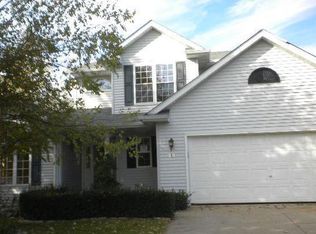212 Autumn Dr, Delavan, WI 53115