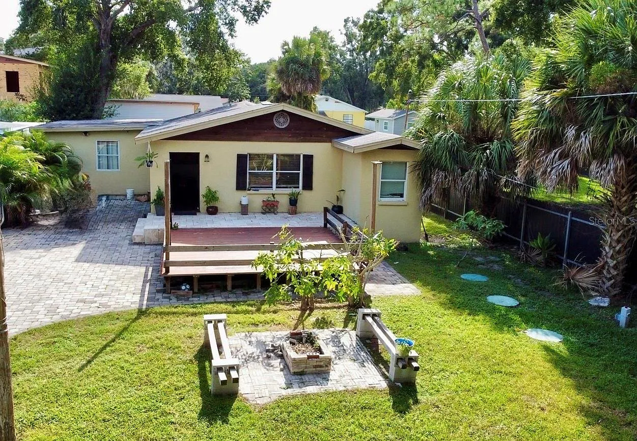 3 bed, 1580 sqft, $2,800 — Photo 1